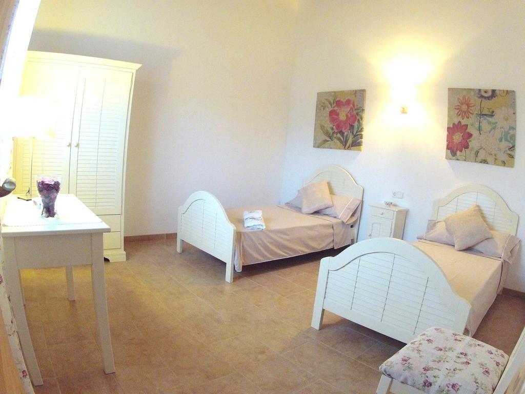 Ca'N Fosquet Villa Llucmajor  Room photo